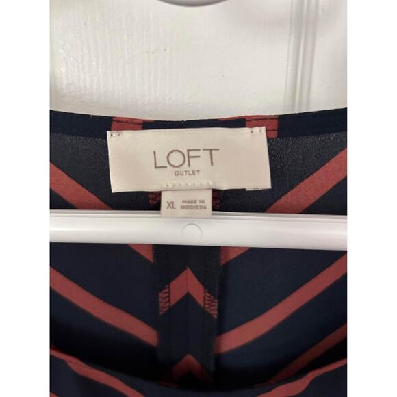 Ladies Striped “Loft” Top(XL)" - Picture 3 of 3